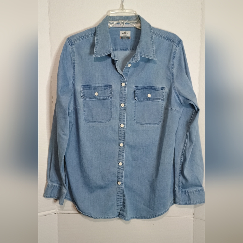 Ridgewear Tough wear Women's Denim Button-Up Shirt Size Large